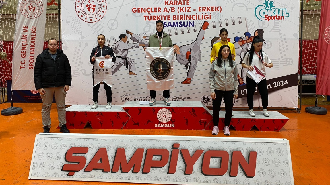 Hira Nur Yeniden Türkiye Şampiyonu